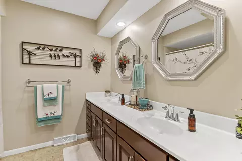 4446 S Holiday Ave, Springfield, MO 65810 photo 32
