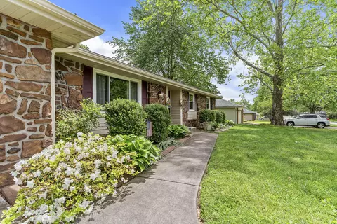4446 S Holiday Ave, Springfield, MO 65810 photo 4
