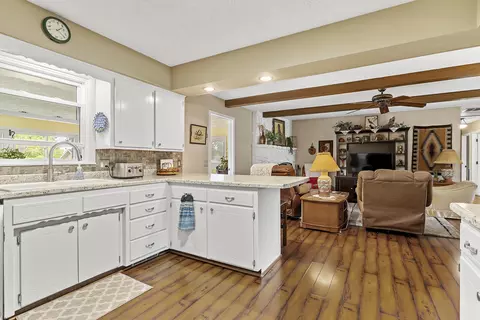 4446 S Holiday Ave, Springfield, MO 65810 photo 20