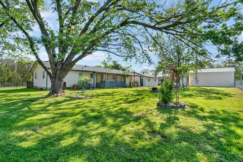 Exterior - 234 E Branch Rd, Macks Creek, MO 65786 photo 7 of 10
