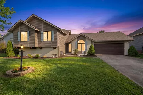 1317 E Highpoint St, Springfield, MO 65804