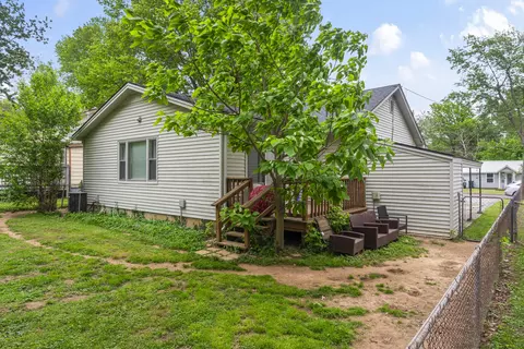 1037 N Fulbright Ave, Springfield, MO 65802 photo 20
