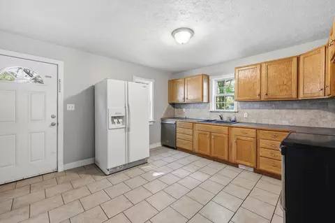 Other - 1617 W Lee St, Springfield, MO 65803 photo 2 of 3