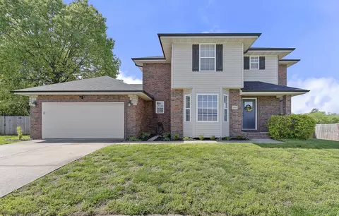 1104 W Tyson Ct, Ozark, MO 65721