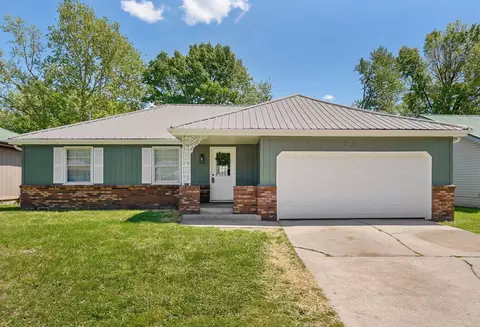 2514 S Fort Ave, Springfield, MO 65807