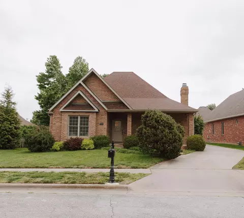 3636 S Britain Ave, Springfield, MO 65807