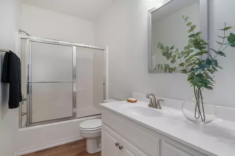 Bath - 506 S Pepperhill Dr, Nixa, MO 65714 photo 5 of 5