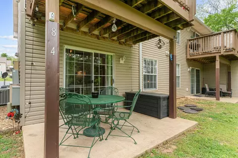 Exterior - 440 Fall Creek Dr #4, Branson, MO 65616 photo 2 of 3