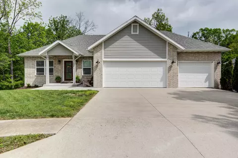 3391 N Wright Wood Ave, Springfield, MO 65803