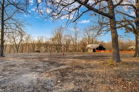 10033 N Farm Rd 165, Fair Grove, MO 65648