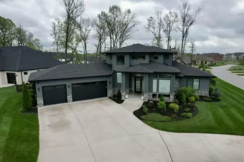 872 E Celtic Ct, Nixa, MO 65714