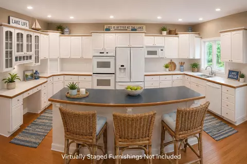 Kitchen - 2016 Timberlake Rd, Branson, MO 65616 photo 4 of 7