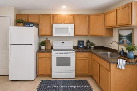 Kitchen - 2016 Timberlake Rd, Branson, MO 65616 photo 7 of 7
