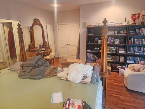 Bedroom - 2016 Timberlake Rd, Branson, MO 65616 photo 2 of 5