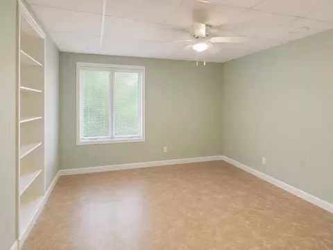 Bedroom - 2016 Timberlake Rd, Branson, MO 65616 photo 13 of 15