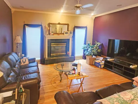 Living - 2016 Timberlake Rd, Branson, MO 65616 photo 1 of 3