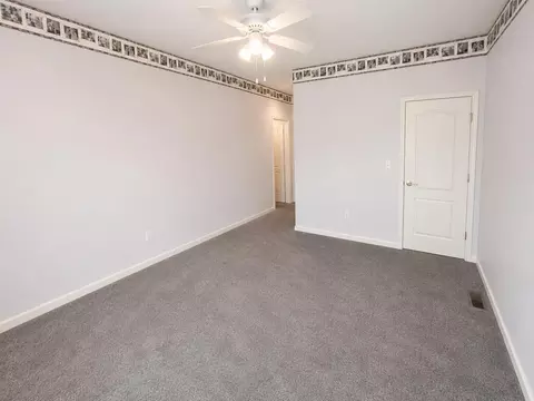 Bedroom - 2016 Timberlake Rd, Branson, MO 65616 photo 9 of 15