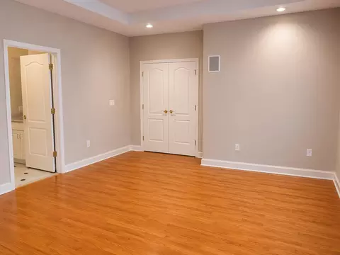 Bedroom - 2016 Timberlake Rd, Branson, MO 65616 photo 2 of 15