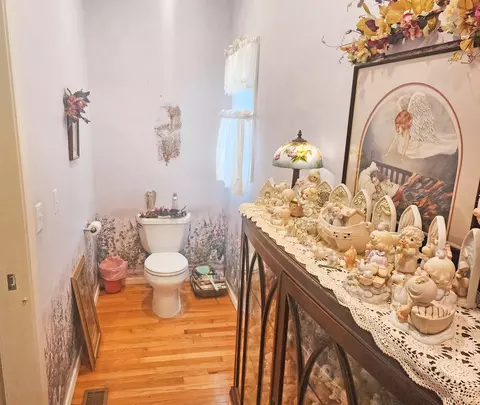 Bath - 2016 Timberlake Rd, Branson, MO 65616 photo 9 of 10