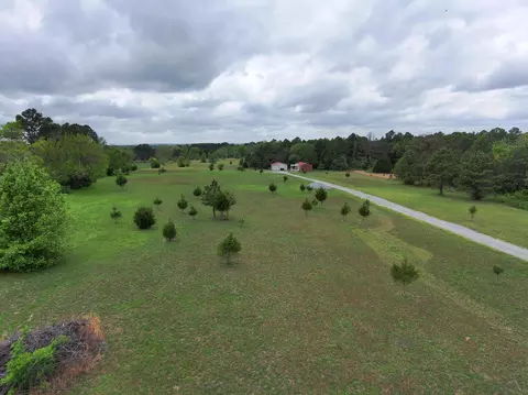 8307 Highway 63, Houston, MO 65483