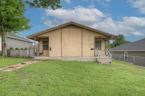 215-217 S Galena Ave, Joplin, MO 64801