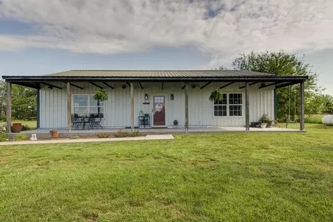 23 Neill Rd, Buffalo, MO 65622