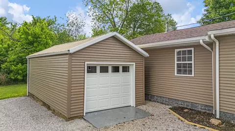 Other - 104 E 9th St, Willow Springs, MO 65793 photo 3 of 9