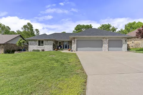 Exterior - 715 W Wasson St, Nixa, MO 65714 photo 10 of 10