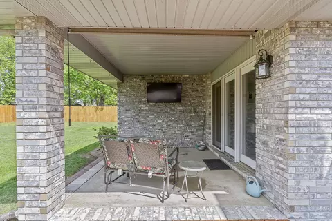 Exterior - 715 W Wasson St, Nixa, MO 65714 photo 7 of 10