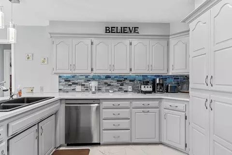 Kitchen - 715 W Wasson St, Nixa, MO 65714 photo 4 of 6