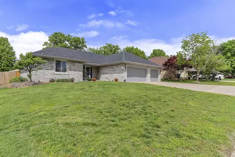 715 W Wasson St, Nixa, MO 65714