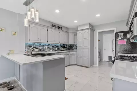 Kitchen - 715 W Wasson St, Nixa, MO 65714 photo 2 of 6