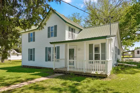 511 N Main St, Freistatt, MO 65654