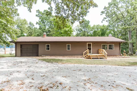 20390 Catfish Ln, Wheatland, MO 65779