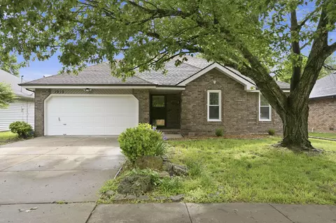 1012 S Ventura Ave, Springfield, MO 65804