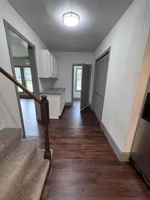 Entry Way - 22488 Main St, Weaubleau, MO 65774 photo 2 of 6