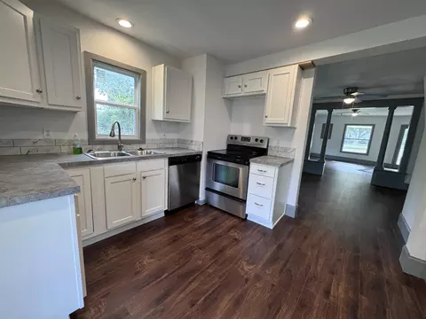 Kitchen - 22488 Main St, Weaubleau, MO 65774 photo 2 of 4