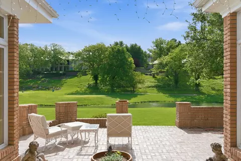Exterior - 5722 S Castlebay Dr, Springfield, MO 65809 photo 10 of 12