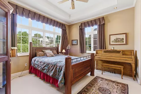 Bedroom - 5722 S Castlebay Dr, Springfield, MO 65809 photo 7 of 8