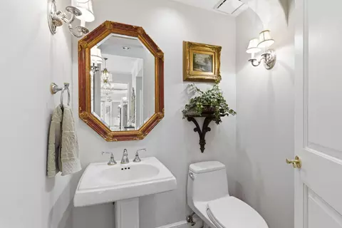 Bath - 5722 S Castlebay Dr, Springfield, MO 65809 photo 1 of 5