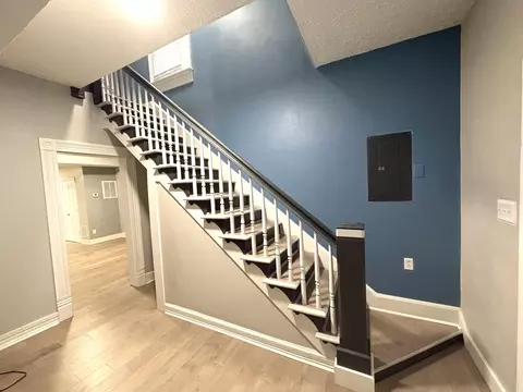 Entry Way - 1728 N Sherman Ave, Springfield, MO 65803 photo 1 of 2