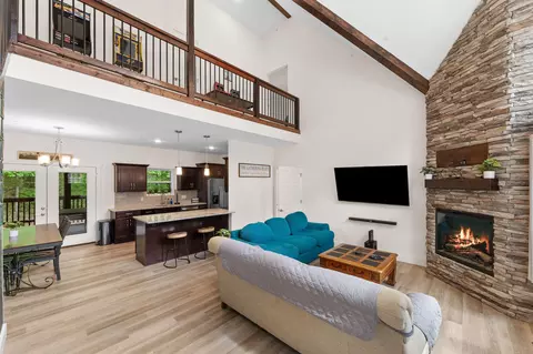 Entry Way - 123 Willow Oak Ln, Branson, MO 65616 photo 1 of 3