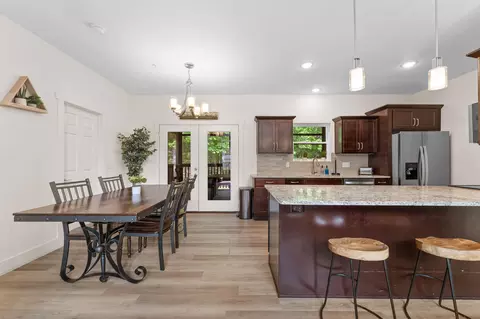 Dining - 123 Willow Oak Ln, Branson, MO 65616 photo 1 of 2