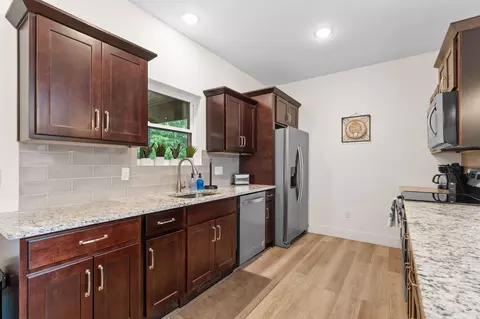 Kitchen - 123 Willow Oak Ln, Branson, MO 65616 photo 2 of 3