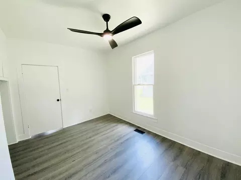 Bedroom - 1448 E Florida St, Springfield, MO 65803 photo 1 of 1