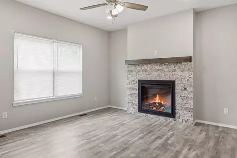 Living - 204 E Rosalie St, Strafford, MO 65757 photo 1 of 5