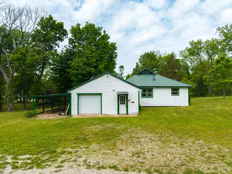 Exterior - 105 Cedar Blf, Cabool, MO 65689 photo 2 of 13