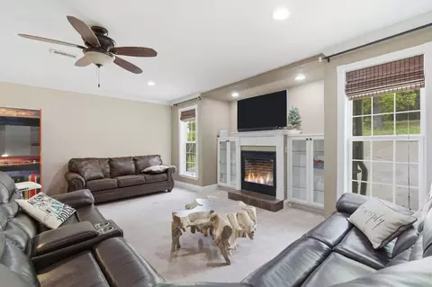 Living - 169 Waterscape Rd, Ridgedale, MO 65739 photo 2 of 3