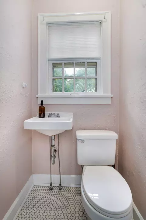 Bath - 2310 E Grand St, Springfield, MO 65804 photo 3 of 4