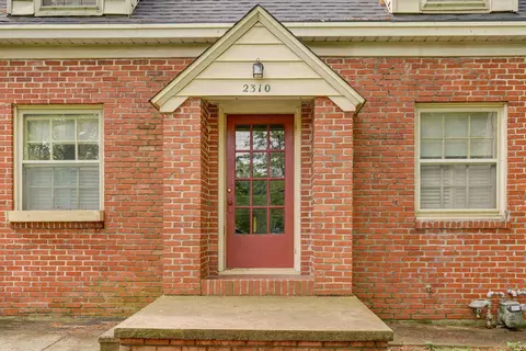 Exterior - 2310 E Grand St, Springfield, MO 65804 photo 3 of 8
